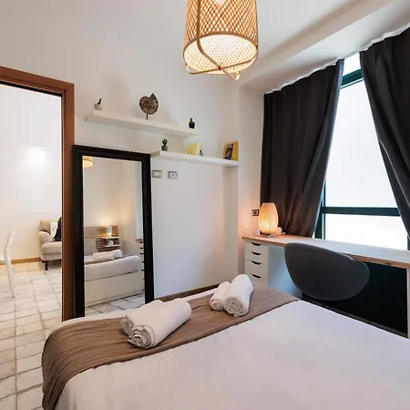 Urban House - Darsena Navigli Center Apartment Milan